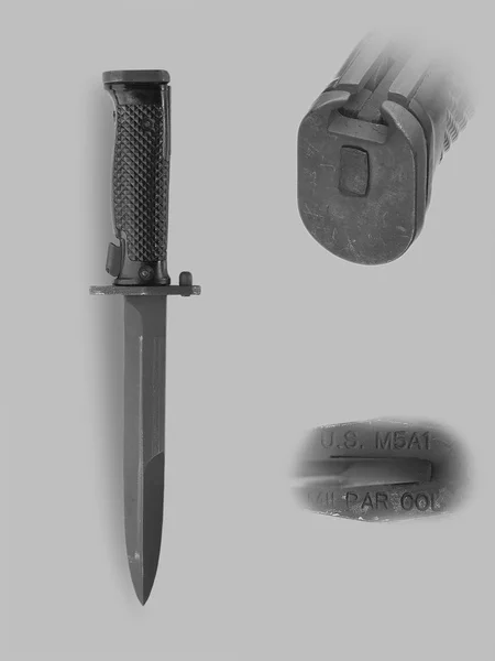 Military bayonet knife with scabbard — Stock Photo, Image