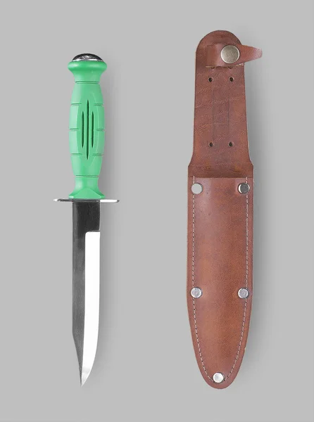 Militära kniv med balja — Stockfoto
