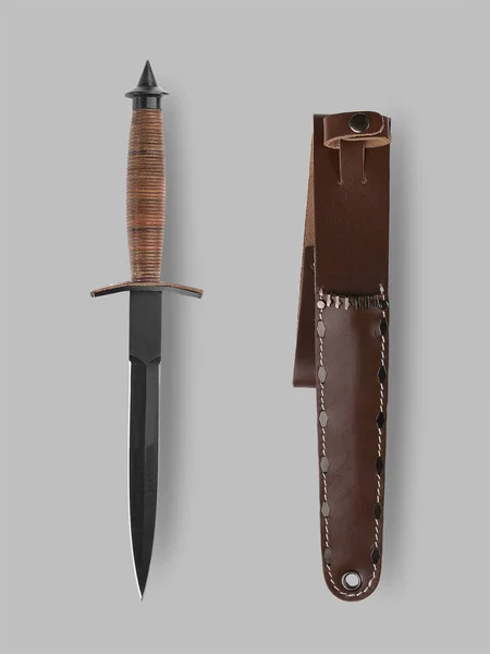 Coltello militare con fodero — Foto Stock