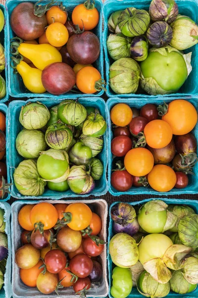 Usa Washington State Vancouver Fresh Heriloom Tomatoes Sale Farmers Market — Stock Photo, Image