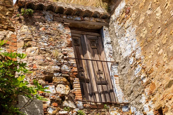 Italy Sicily Messina Province Caronia Wooden Door Balcony Old Brick — Stock Photo, Image