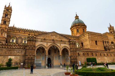 İtalya, Sicilya, Palermo ili, Palermo. 20 Nisan 2019. Palermo Katedrali, bir Unesco Dünya Mirası Alanı, 1184 yılında inşa edilmiştir..