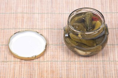 Doğal organik dereotu salatalık