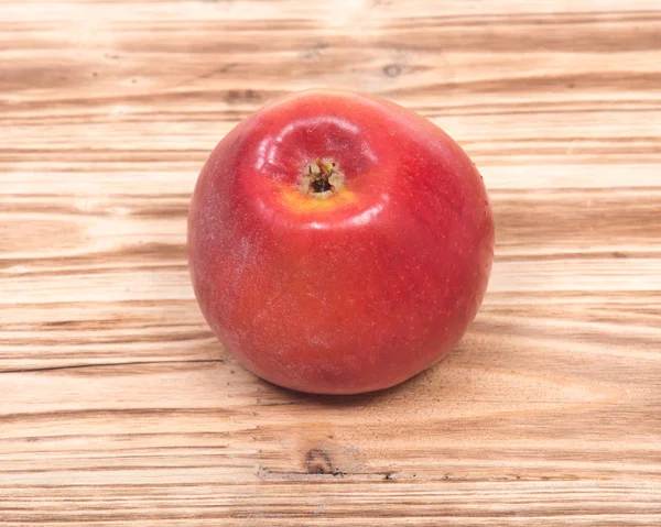 Manzana kanzi orgánica madura — Foto de Stock