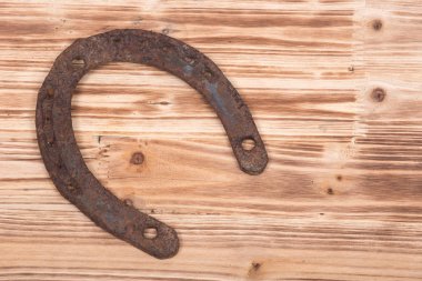 Eski paslı vintage iyi şanslar at nalı