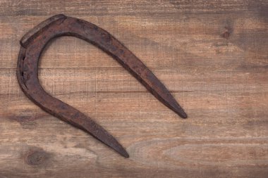 Eski paslı vintage iyi şanslar at nalı