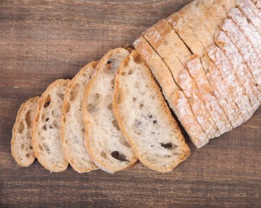 Huysuz ciabatta organik İtalyan ekmek dilimlenmiş