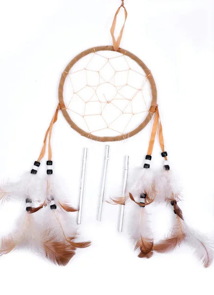 Handgjorda Fjäder Indiska Dream Catcher Isolerad Vit Bakgrund — Stockfoto