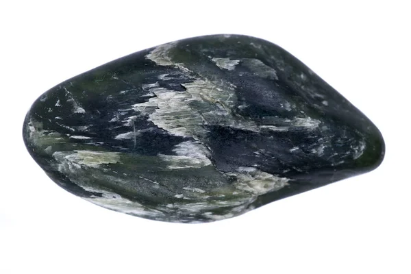 Batu Palem Kecil Bowenit Yang Dikenal Sebagai Maori Greenstone Adalah — Stok Foto