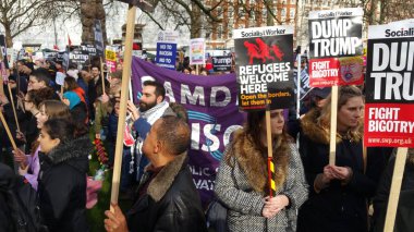 Londra'nın hiçbir Müslüman yasak gösteri yürüyen protestocular