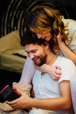 Kaç yerde dinlenme pijama içinde