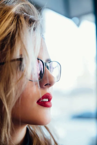 Glasses eyewear woman portrait looking away. Close up portrait of female. — Stock Photo, Image