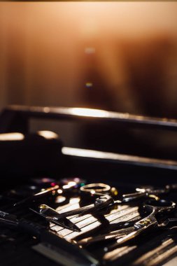 kuaförlük farklı makas ekipman profesyonel kuaför salon tablo.