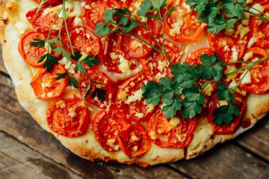 Ev yapımı et Pepperoni sucuk ve pastırma Pizza seviyor. Ana sayfa