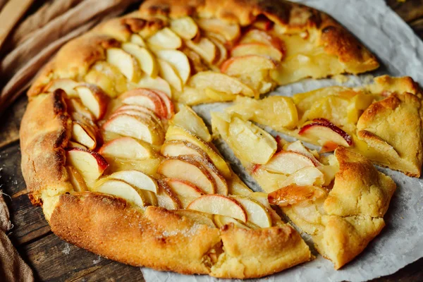 Homemade Organic Apple Pie Dessert Ready to Eat. apple pie on ta
