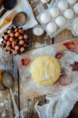 Ev yapımı ekmek yapma, zencefilli kurabiye yakın çekim. Xmas Kamil
