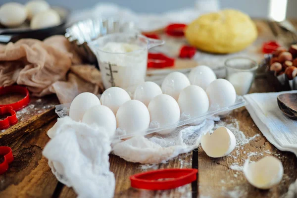 Prodotti da forno fatti in casa, biscotti di pan di zenzero primo piano. xmas swee — Foto Stock