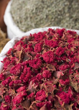 Kuru çiçekler, Marrakesh Çarşısı, Fas