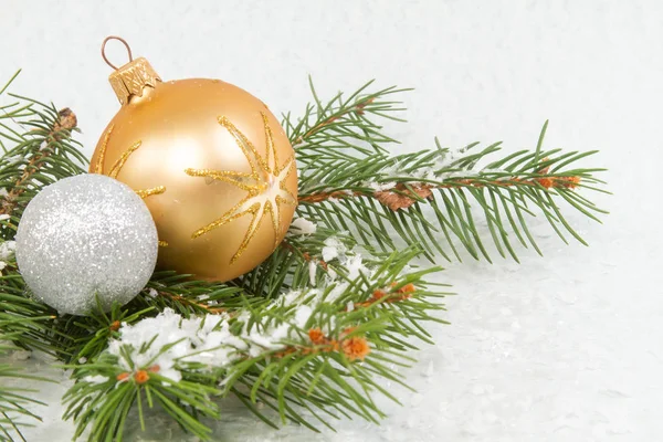 Shiny Sparkling Christmas Tree Balls Golden Branch Traditional Winter Decorations — Stock Photo, Image