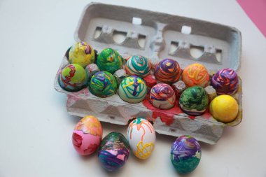 güzel Paskalya yumurtaları 