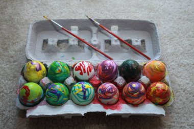 Paskalya yumurta çeşitli kutusunda