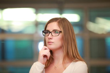 Gözlük düşünceli modeli