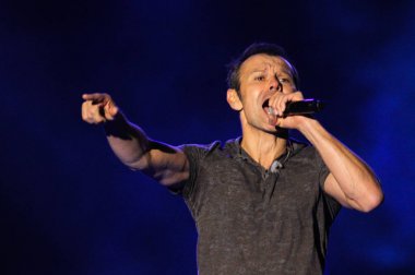 Ukraynalı şarkıcı Yanıt Svyatoslav Vakarchuk