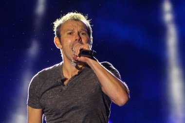 Ukraynalı şarkıcı Yanıt Svyatoslav Vakarchuk
