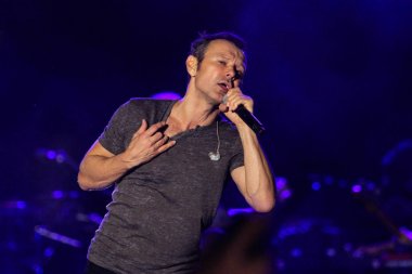 Ukraynalı şarkıcı Yanıt Svyatoslav Vakarchuk