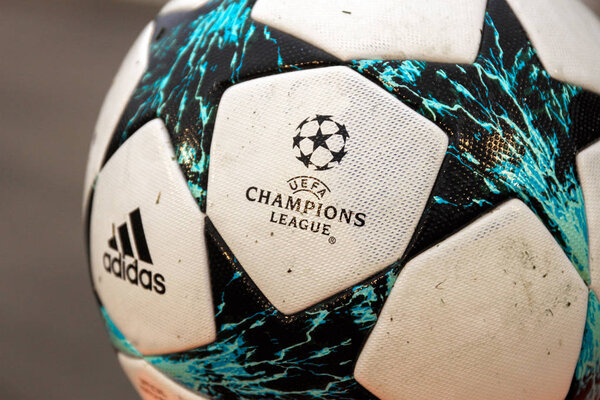 Мяч Лиги чемпионов УЕФА
