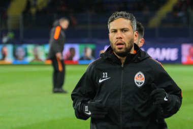 Kharkiv, Ukrayna 6 Aralık 2017: Oyuncu Fc Shakhtar Marlos Uefa Şampiyonlar Ligi sırasında Shakhtar (Ukrayna) - Manchester City Metalist Stadyumu'nda maç.