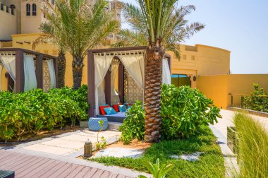 Dubai. 2016 yaz. Fairmont Ajman Hotel sahilden hattı ile Basra Körfezi.