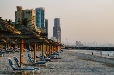 Dubai. 2016 yaz aylarında. Kempinski hotel Ajman Basra Körfezi üzerinde vaha.