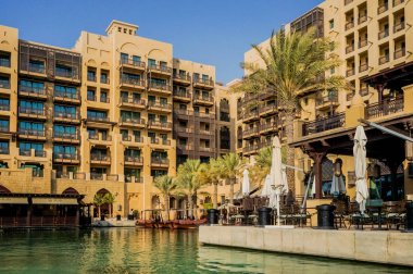 Dubai. 2016 yaz. Su oasis Çekme Makinası Madinat Jumeirah Mina A Salam.