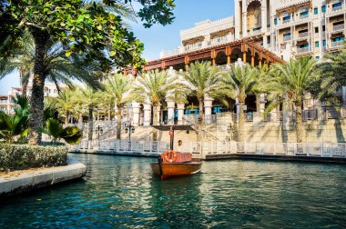 Dubai. 2016 yaz. Su oasis Çekme Makinası Madinat Jumeirah Mina A Salam.