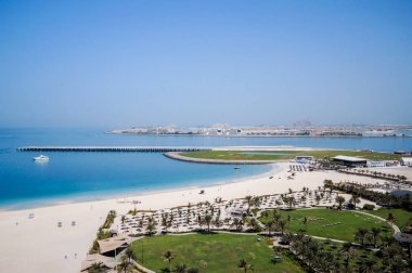 Dubai. 2016 yaz aylarında. Le Royal Meridien Beach Resort Spa otel Basra Körfezi, Jumeirah vaha.