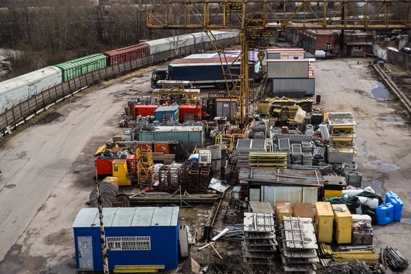 Промислова зона заводу району міста. Росія. Санкт-Петербург, беріть 2017. — стокове фото