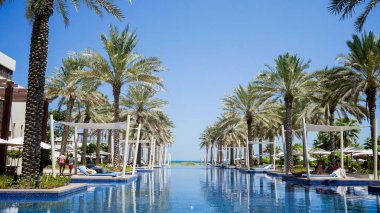 Dubai. 2016 yaz aylarında. Park Hyatt Abu Dhabi otel Basra Körfezi, Abu Dhabi, vaha.