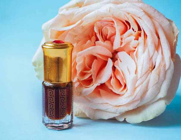 Aceite Perfumado Rosa Perfume Árabe Mini Botellas — Foto de Stock