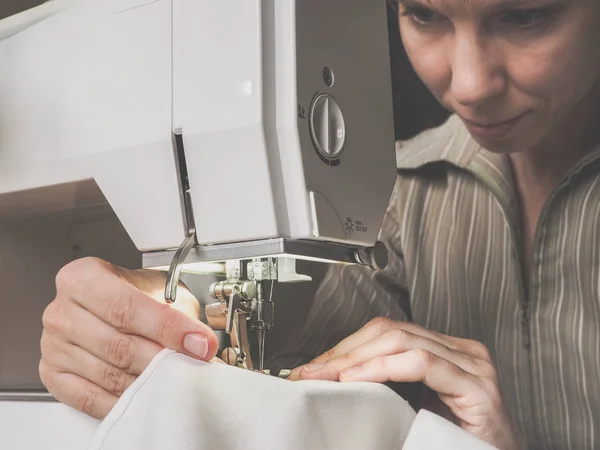 Sewing Process Close Sewing Machine Presser Foot Needle Sewing Machine — Stock Photo, Image