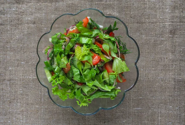 一份清淡的蔬菜沙拉 夏季沙拉 — 图库照片