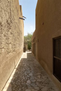 Dubai 'deki tarihi müze. Tarihi sentin klasik sokakları
