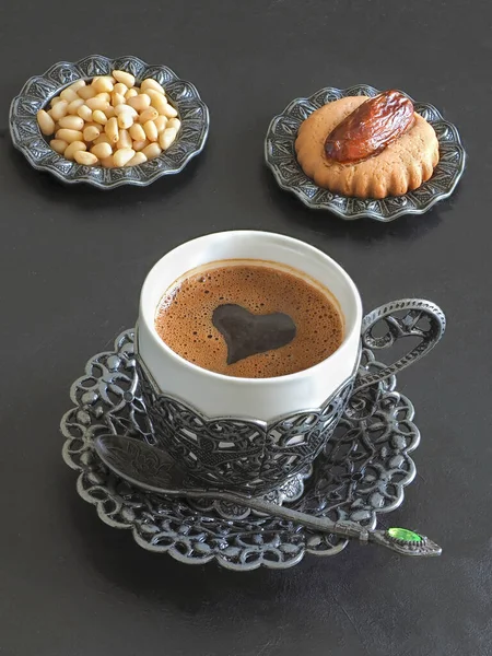Ramadan sweets background. Cookies of El Fitr Islamic Feast — Stock Photo, Image
