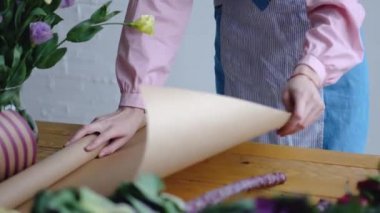 Kız göz önüne sermek kraft kağıt ambalaj için