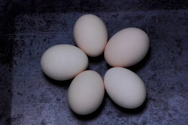 Huevos de pollo antes de cocinar — Foto de Stock