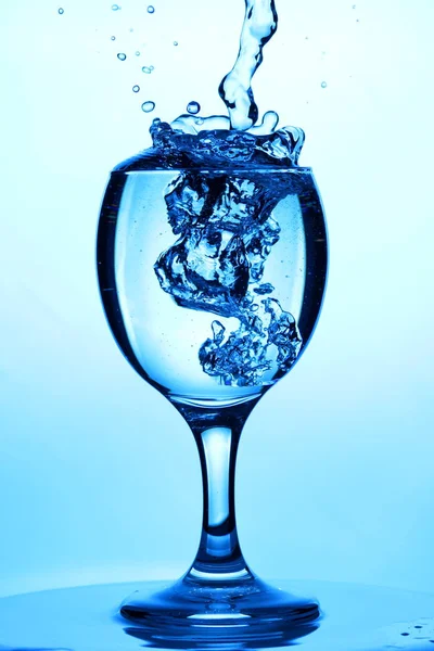 Bir meşrubat sıçramalarına yaz tatilleri için