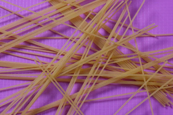 Pasta vor dem Kochen — Stockfoto