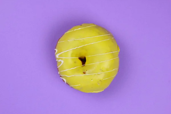 Donut de arte pop con crema — Foto de Stock