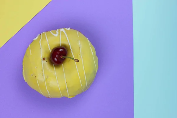 Pop arte donut en vacaciones — Foto de Stock