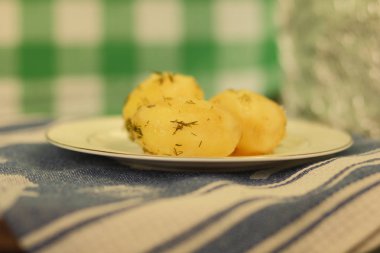 Genç iştah açıcı patates